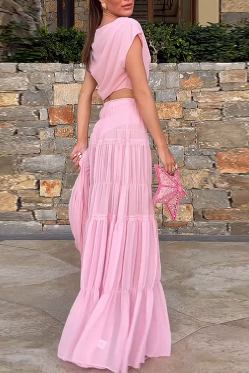 Nonnadress Pleated sleeveless top and pink long skirt suit
