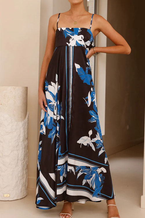 Nonnadress Fashionable street-ready suspender dress