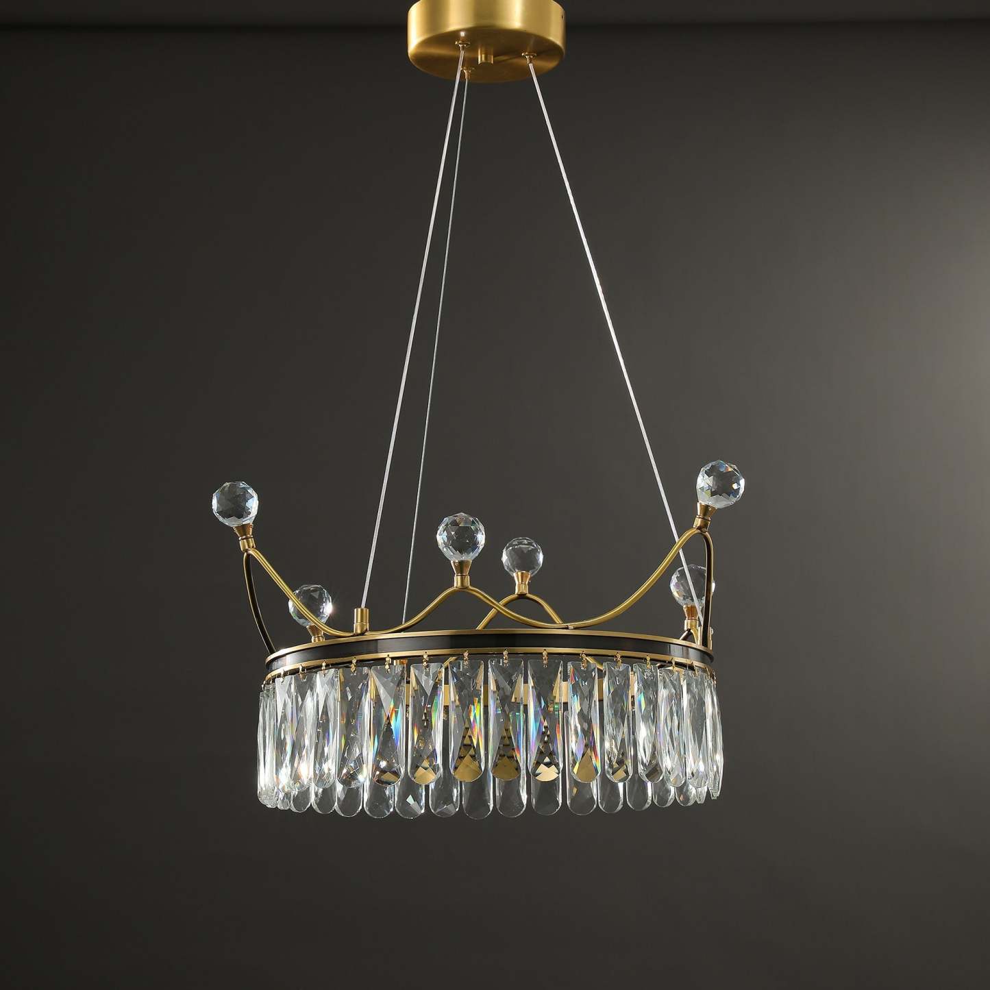 Modern Creative Crown Crystal Round Golden Lamp Body Modern Chandelier