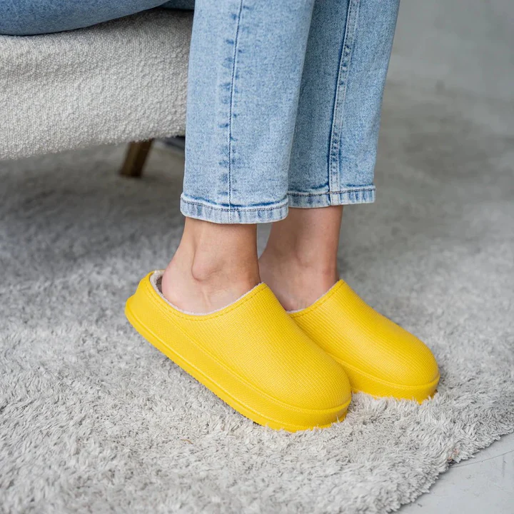 WATERPROOF NON-SLIP WINTER SLIPPERS