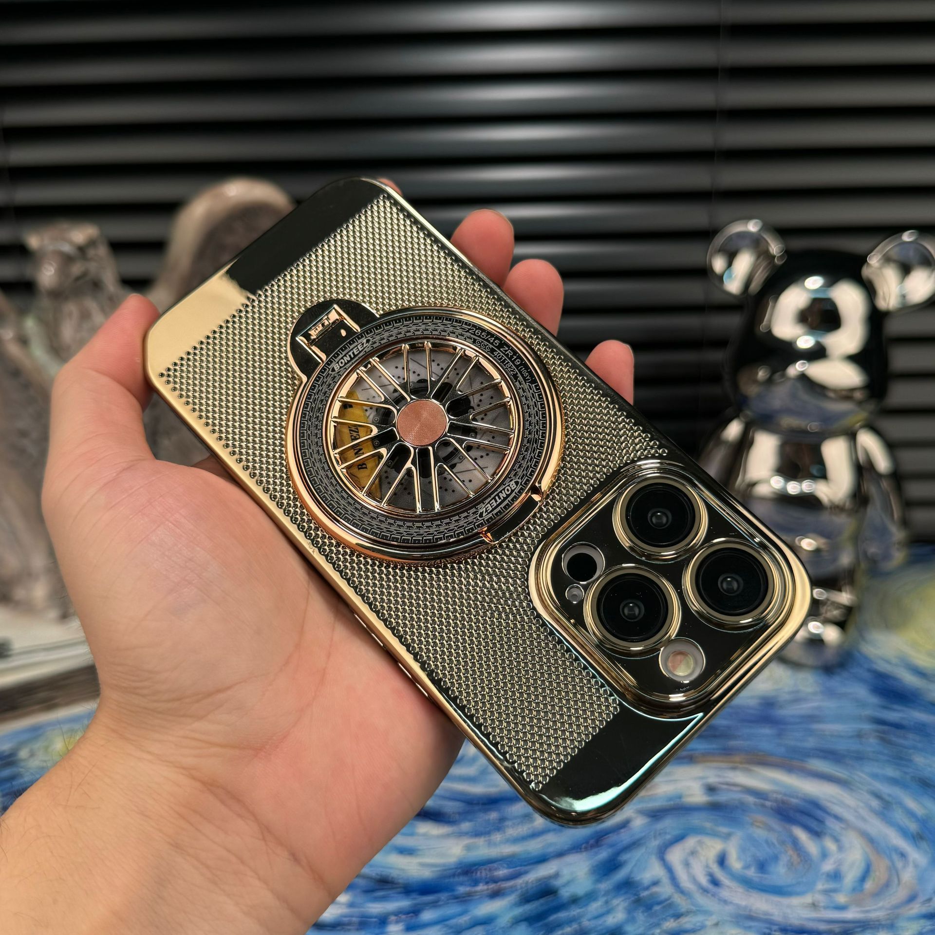 iPhone electroplated honeycomb Heat Dissipation phone case, gyro holder, all-round protection