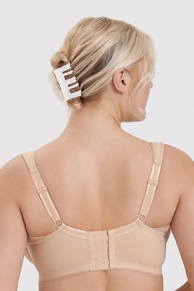 Triumph - (4 szt.) Biustonosz push-up prosty z dużymi miseczkami