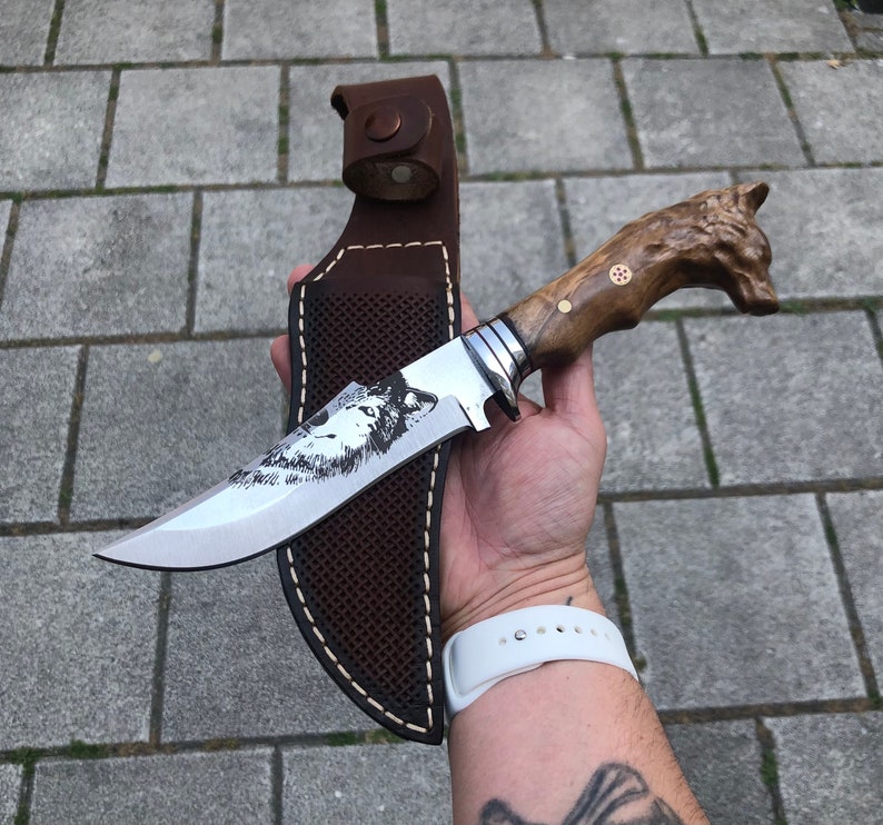 Wolf Head Camping Knife Custom Handmade Handcrafted Hunting Knife,Anniversary & Birthday Gift for Him, Unique Custom Blade,Customized Knife