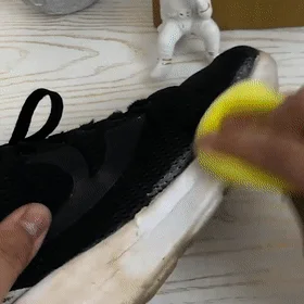 Krém fehér cipő tisztítására 1+1+1 INGYENES