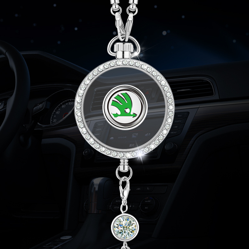 F��mb?l ��s gy��m��ntb��l k��sz��lt aut��s aromater��pi��s log��s med��l