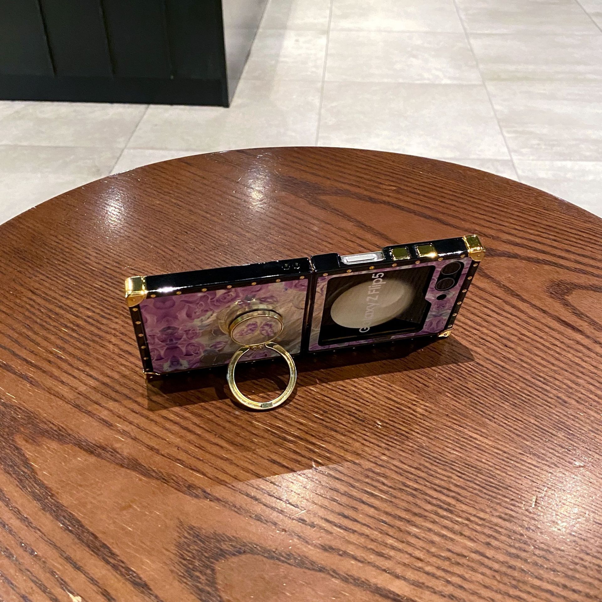 Luxury Laser Flower Square Punk Rivet Αντικραδασμικό κάλυμμα τηλεφώνου για Samsung Galaxy Z Flip 5/4/3