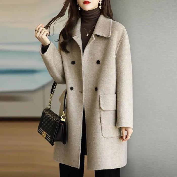 Μεσαίο γυναικείο παλτό 2023 - κομψό και κομψό