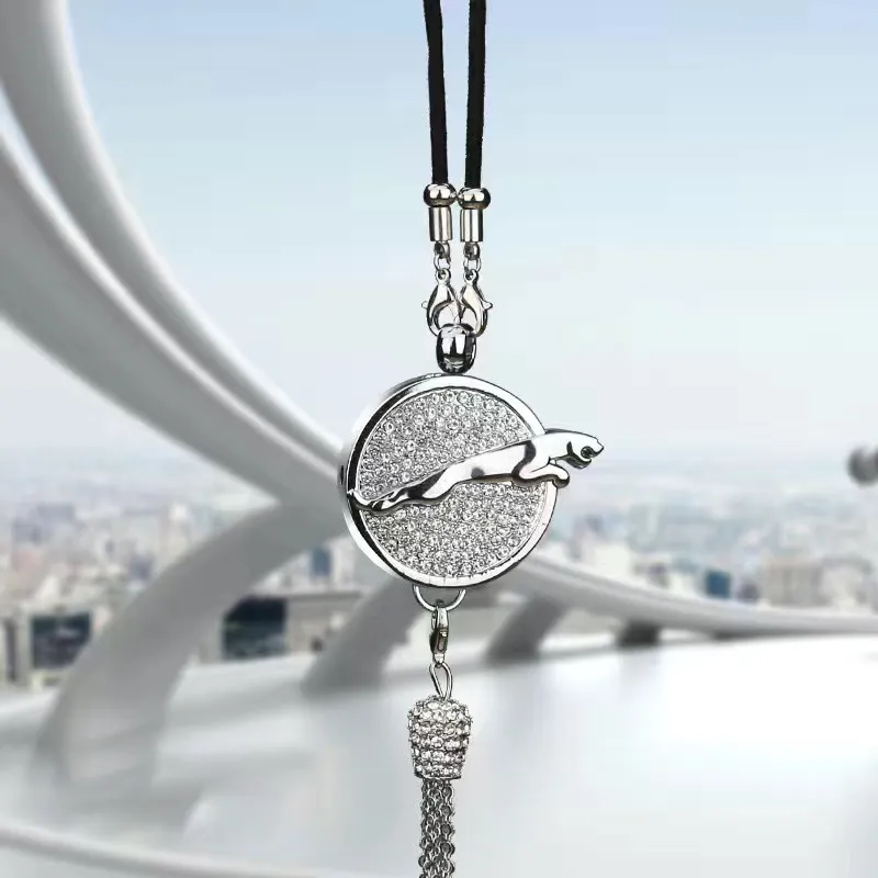 Gy��m��nttal kirakott aut��s aromater��pi��s aut�� log��s med��l