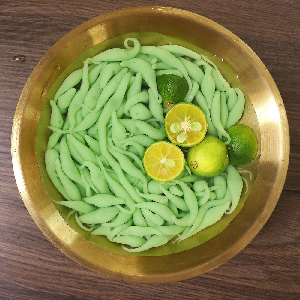 vonive milk tea coffee drink