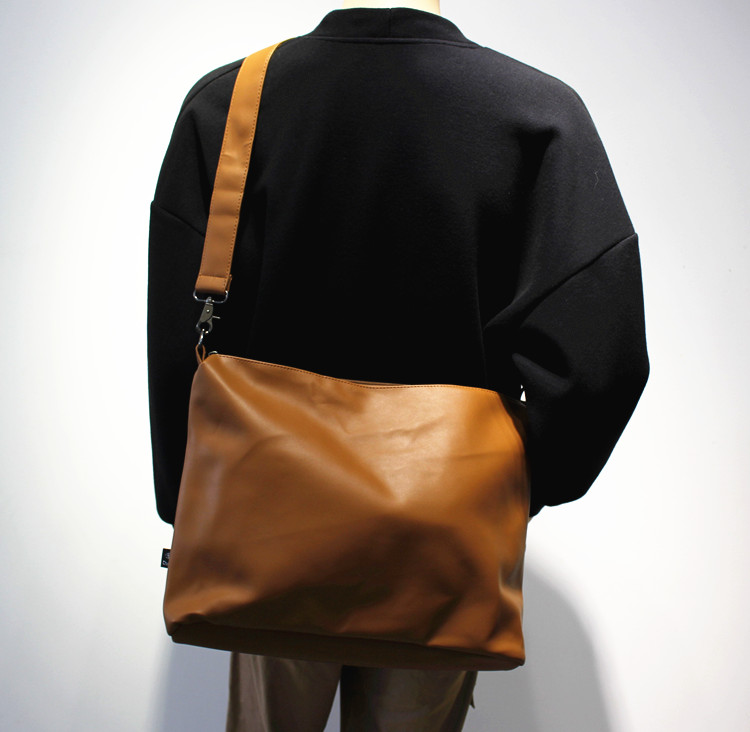 VICTORNEST®Stylish and simple travel bag-VICTORNEST