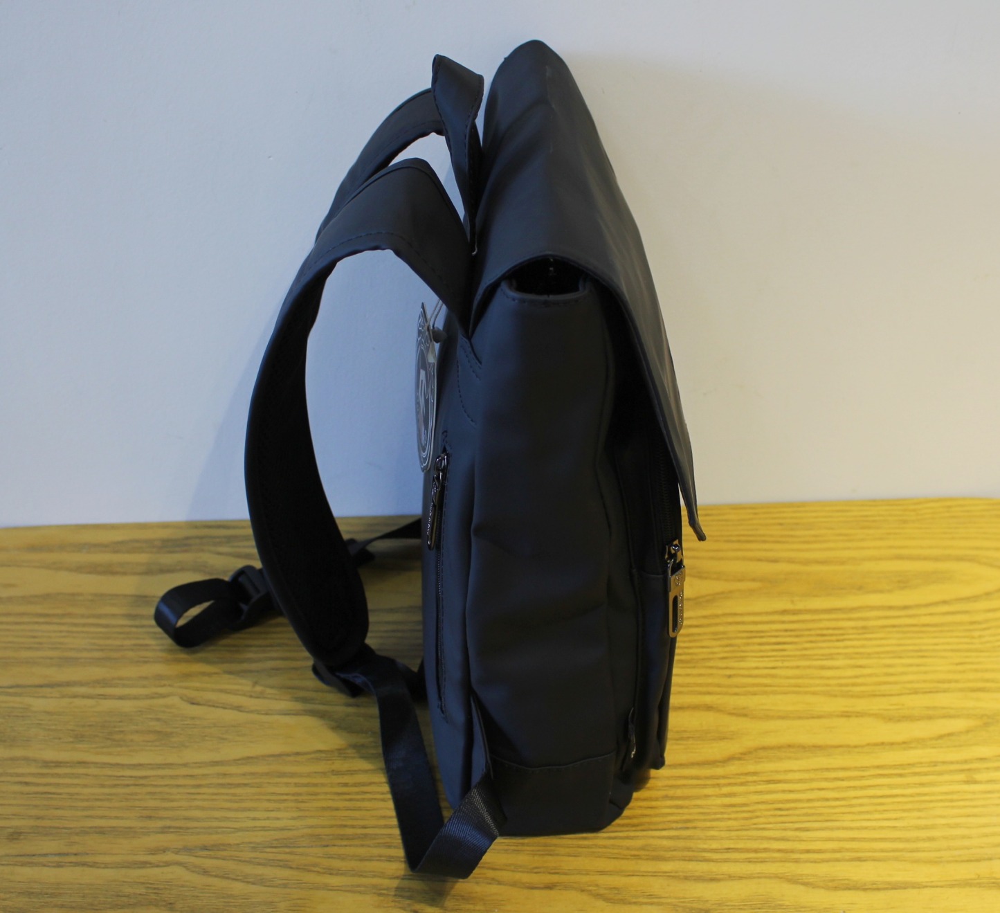 VICTORNEST®Backpack Laptop Bag Solid Color Men's Bag Flap Backpack-VICTORNEST
