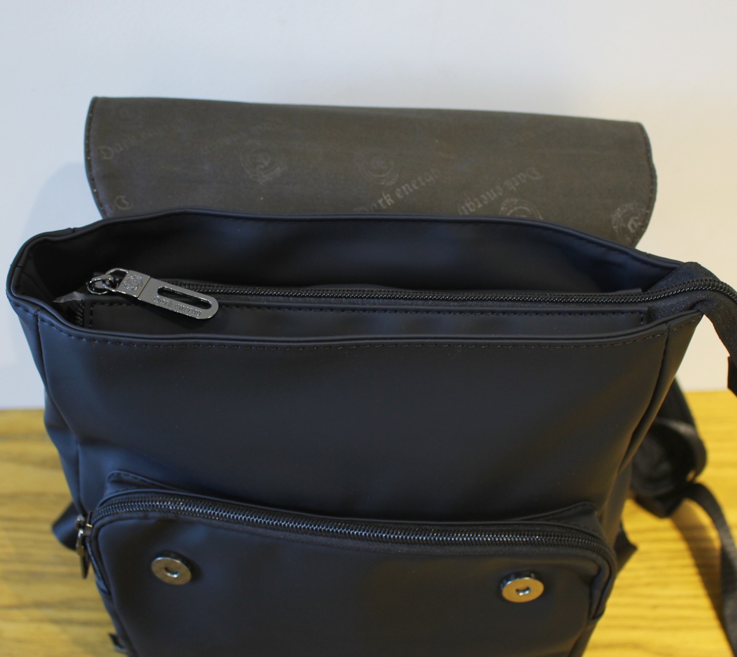 VICTORNEST®Backpack Laptop Bag Solid Color Men's Bag Flap Backpack-VICTORNEST