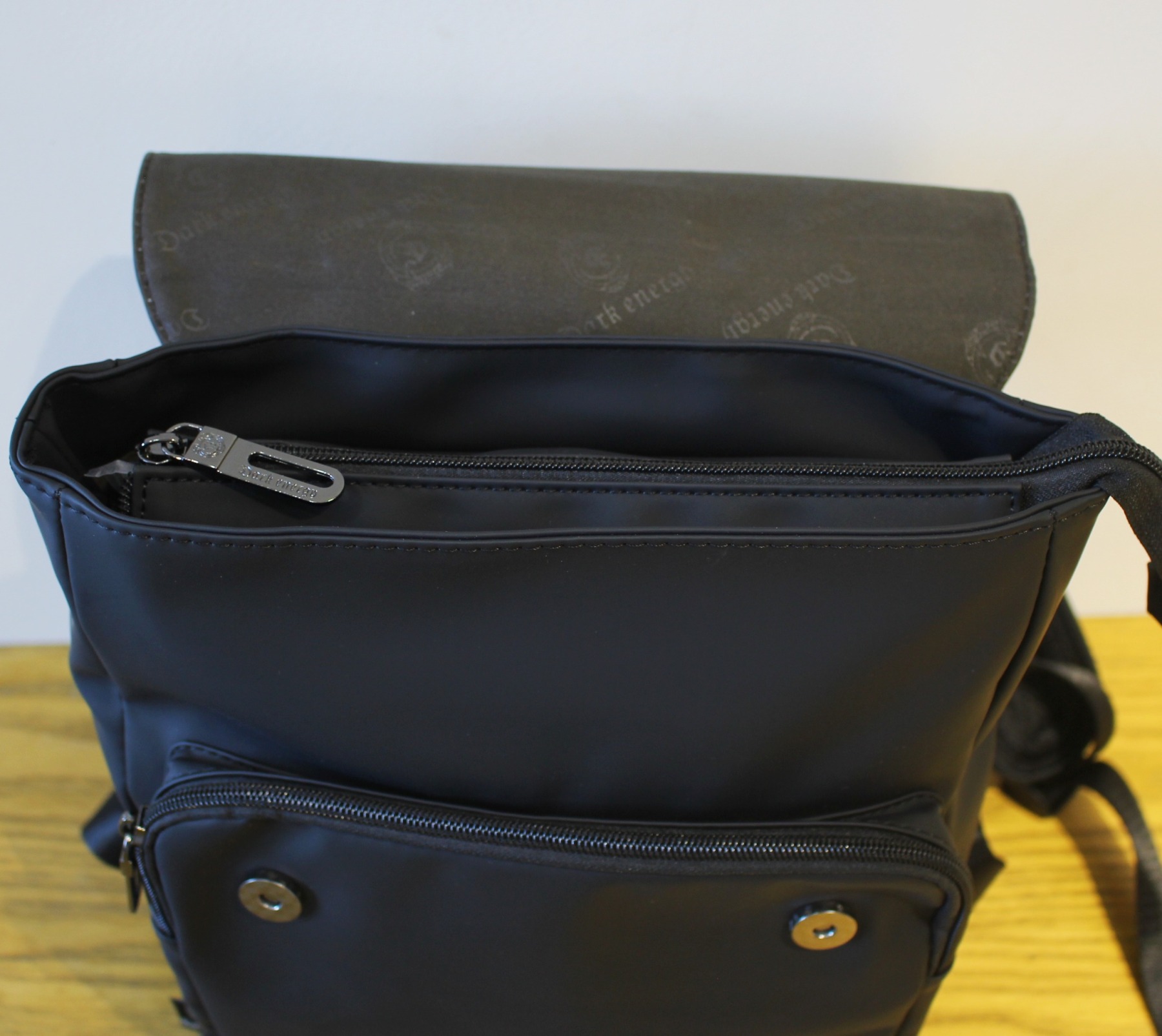 VICTORNEST®Backpack Laptop Bag Solid Color Men's Bag Flap Backpack-VICTORNEST
