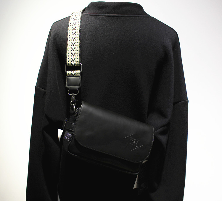 VICTORNEST®Messenger bag small crossbody bag single-shoulder zip flap bag small square bag sling chest bag-VICTORNEST