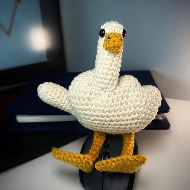 The Duck-you crochet goose | A goose in case of serious negotiation