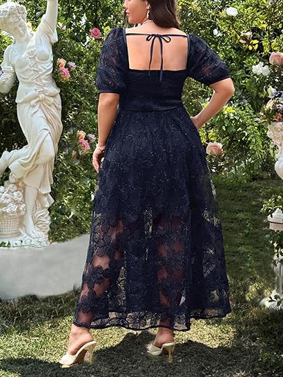 Women's Floral Embroidered Sweetheart Neck Midi Dress