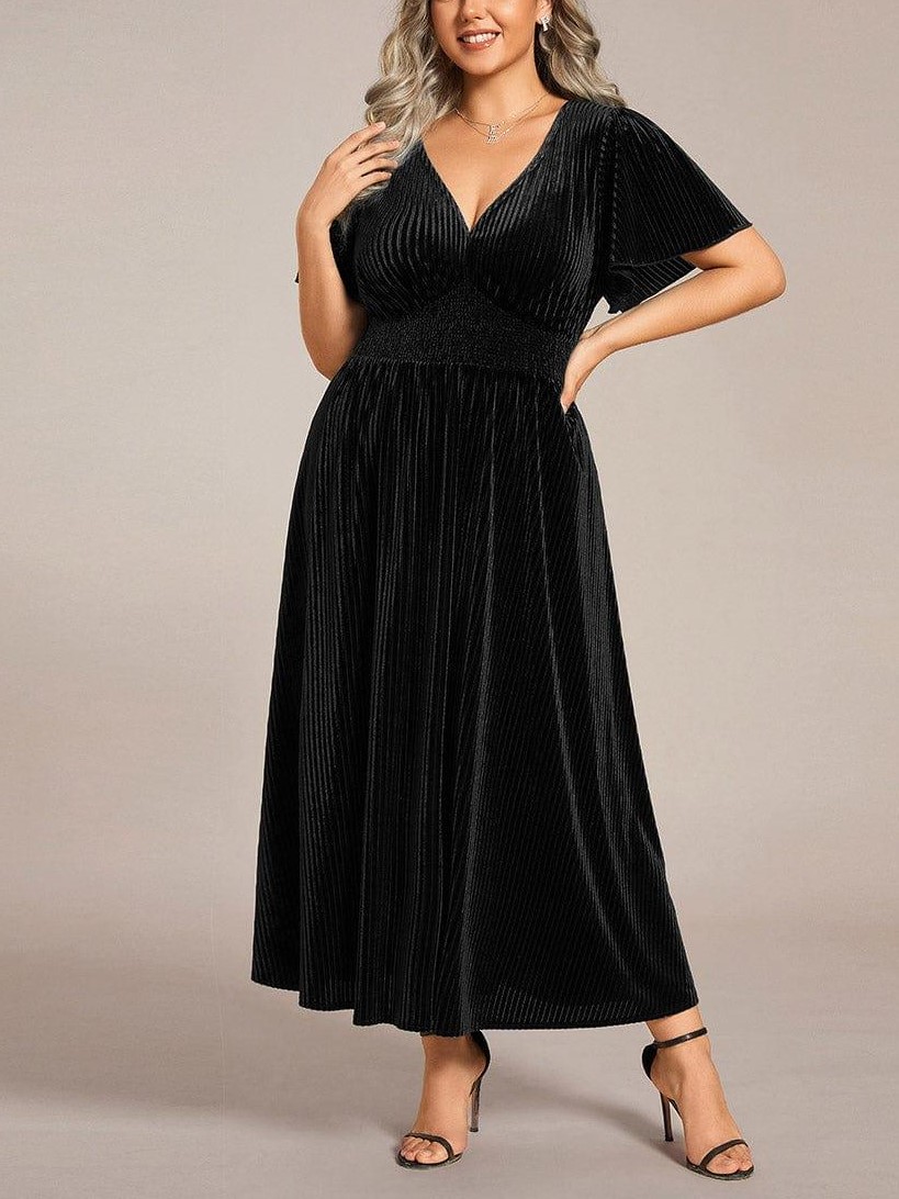 Women's V-Neck Short Sleeve Pleated Velvet Dress
