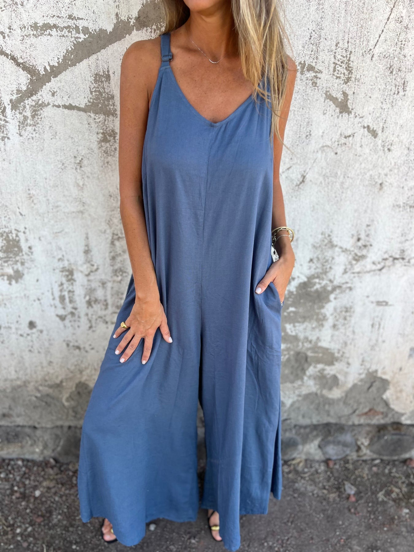 🔥HOT SALE🔥Adjustable Straps With Pocket Loose Jumpsuit