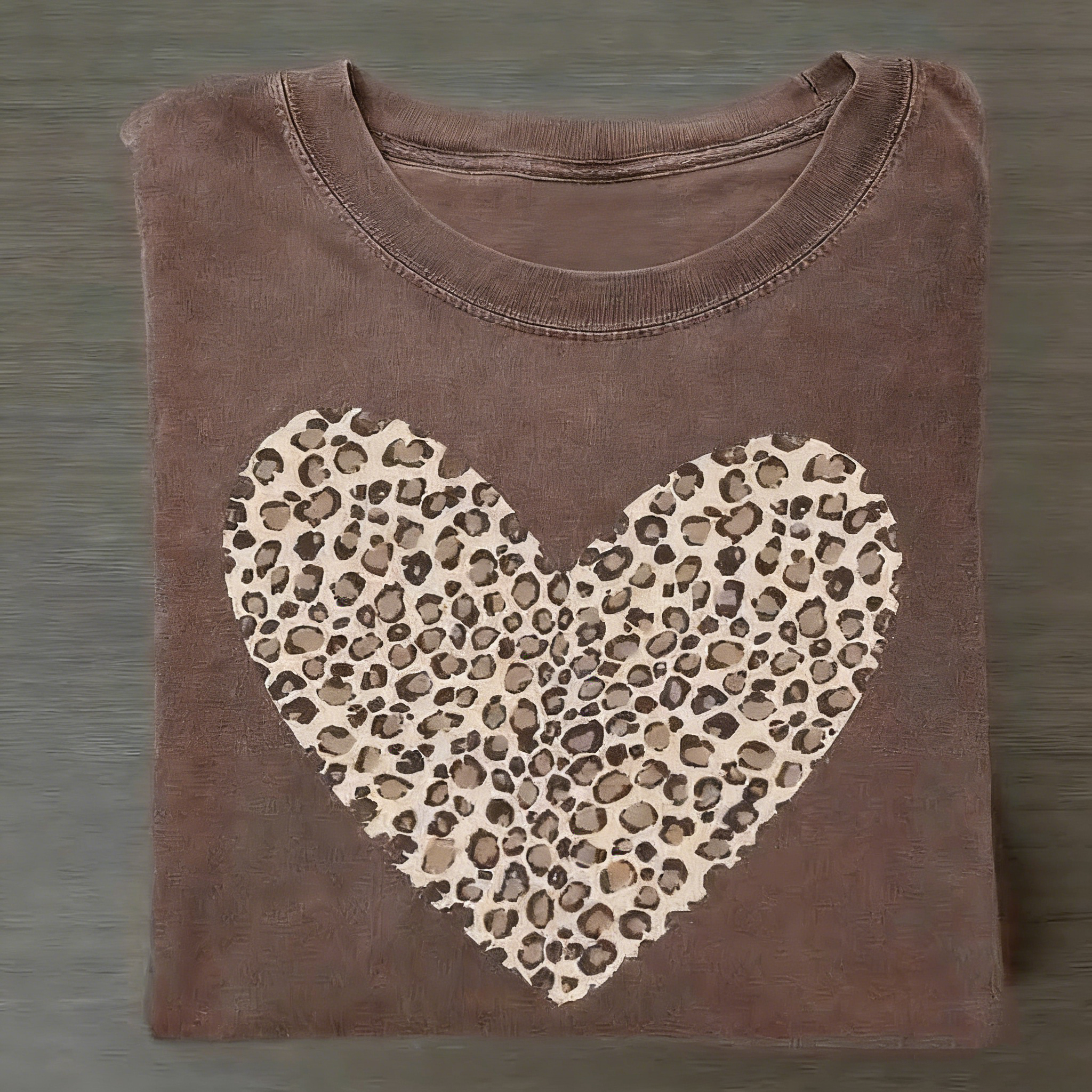 Valentine's Day New Arrivals-Couple's Heart-Shaped Leopard Print T-Shirt