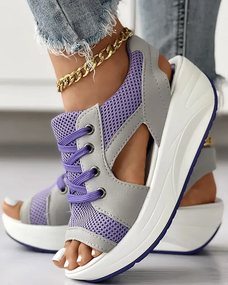 CONTRAST PANELED CUTOUT LACE-UP MUFFIN SANDALS