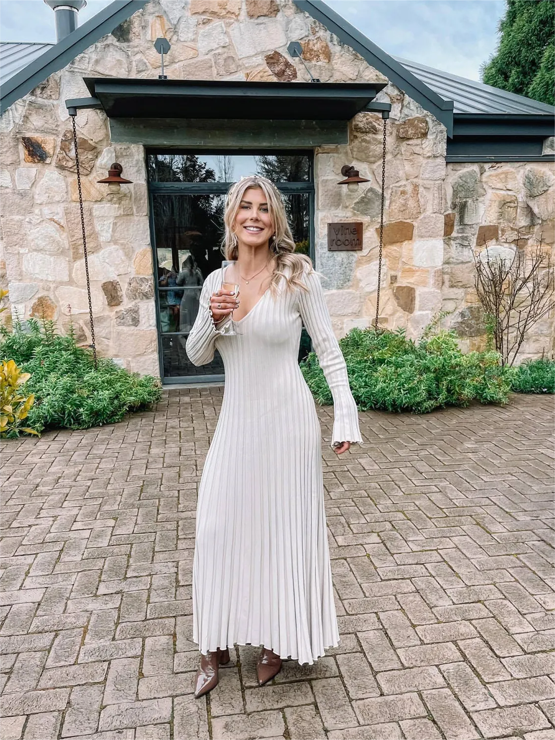 V-Neck Sleeved Knit Midi Dress(Buy 2 Free Shipping)