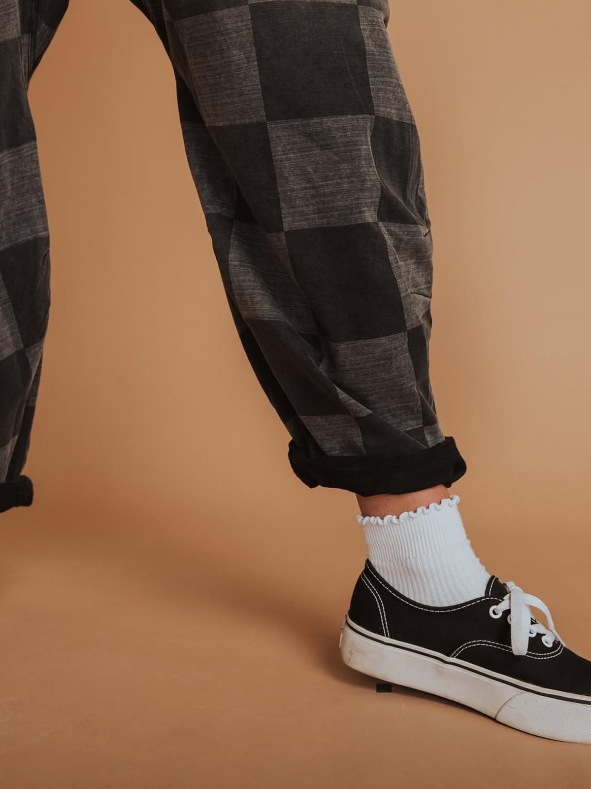 Women's Button Neck Suspender Jumpsuit Casual Overalls(BUY 2 FRRE SHIPPING)