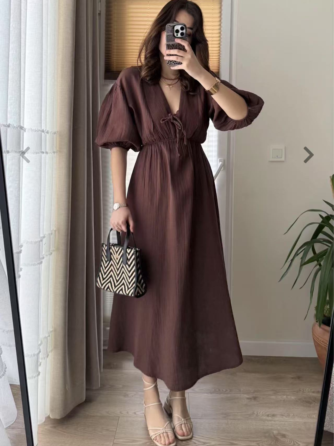Solid color V-neck puff sleeve short-sleeved slimming A-line dress（BUY 2 FREE SHIPPING)