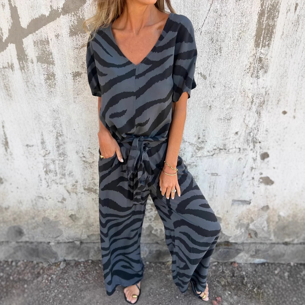 🔥New in 2025🔥Women's Zebra Print V-Neck Short Sleeve Pants Suit