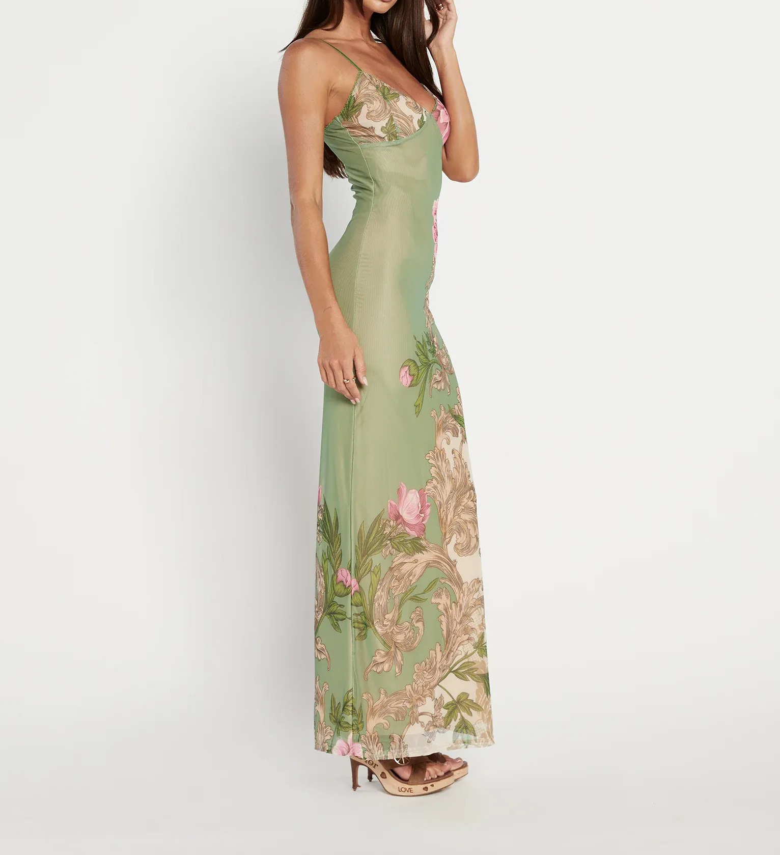 🔥🔥🔥🔥V-neckline fitted silhouette Maxi dress