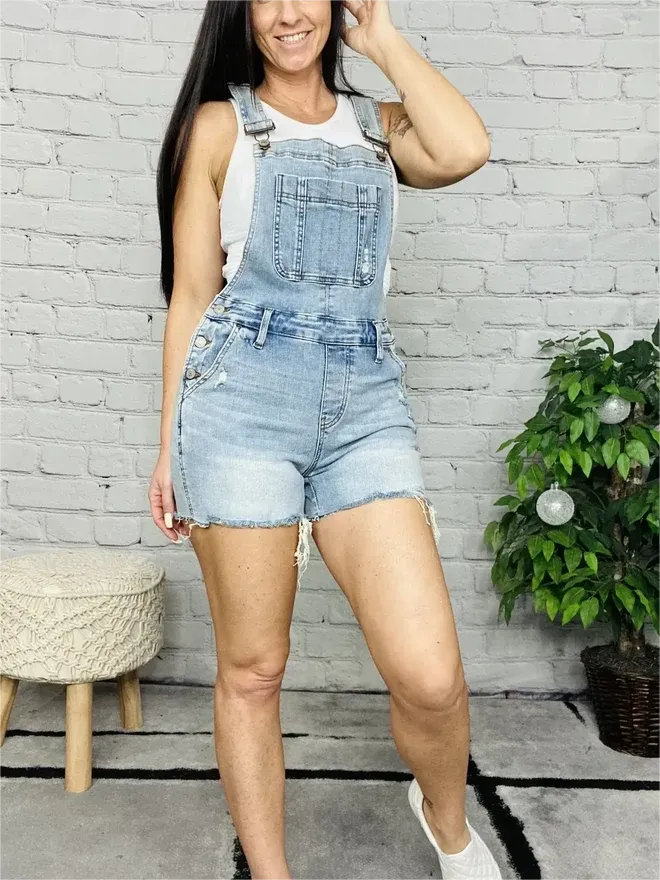 WOMEN'S DENIM OVERALL HIGH RISE SHORTS