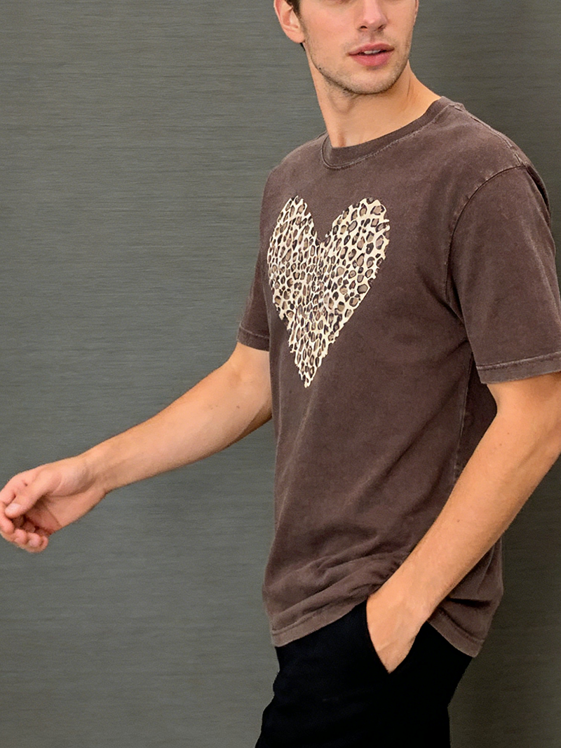 Valentine's Day New Arrivals-Couple's Heart-Shaped Leopard Print T-Shirt