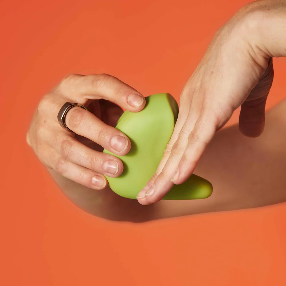 Kiwi Pelvic Floor Massager – Vaginal & Clitoral Relaxation