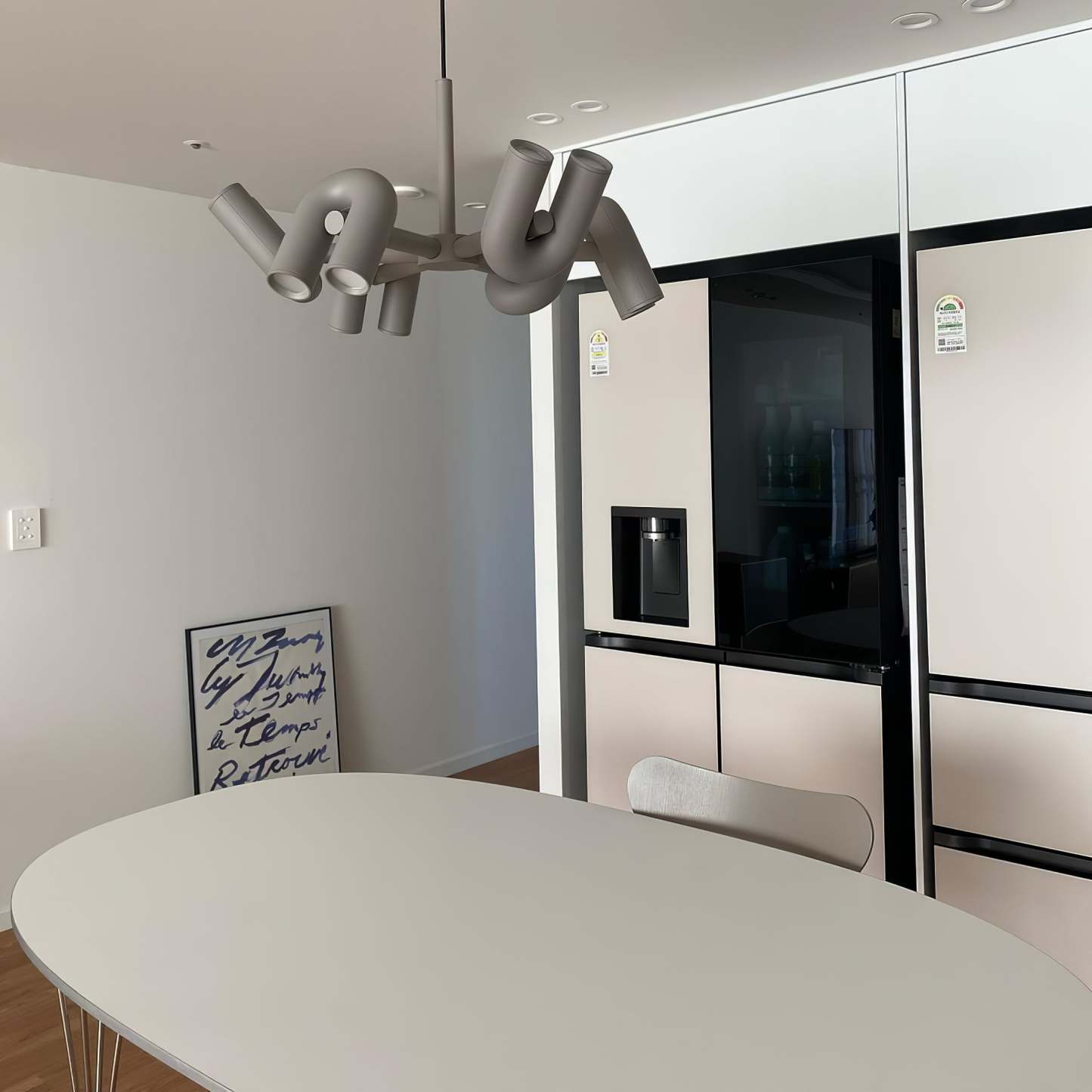 Modern Style Cirkus Chandelier