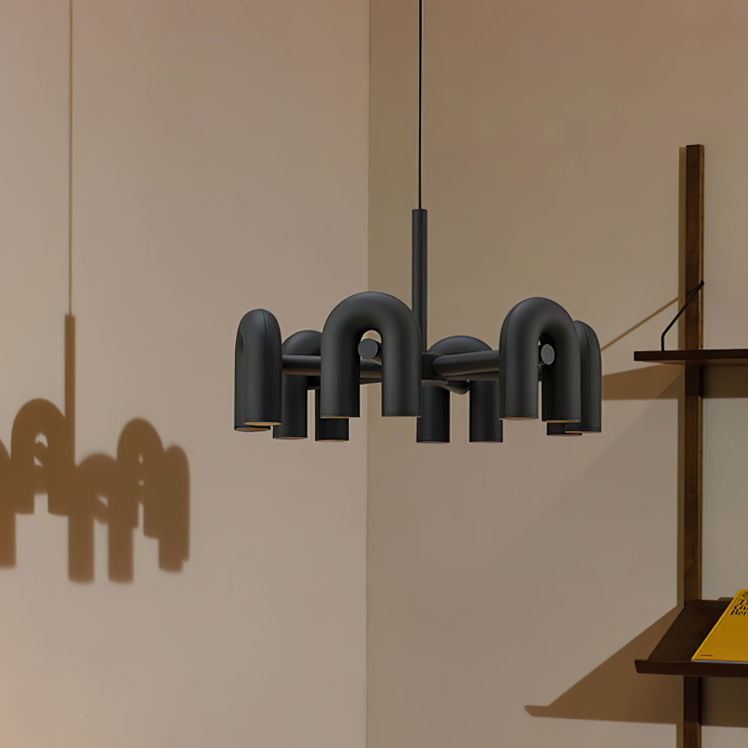 Modern Style Cirkus Chandelier