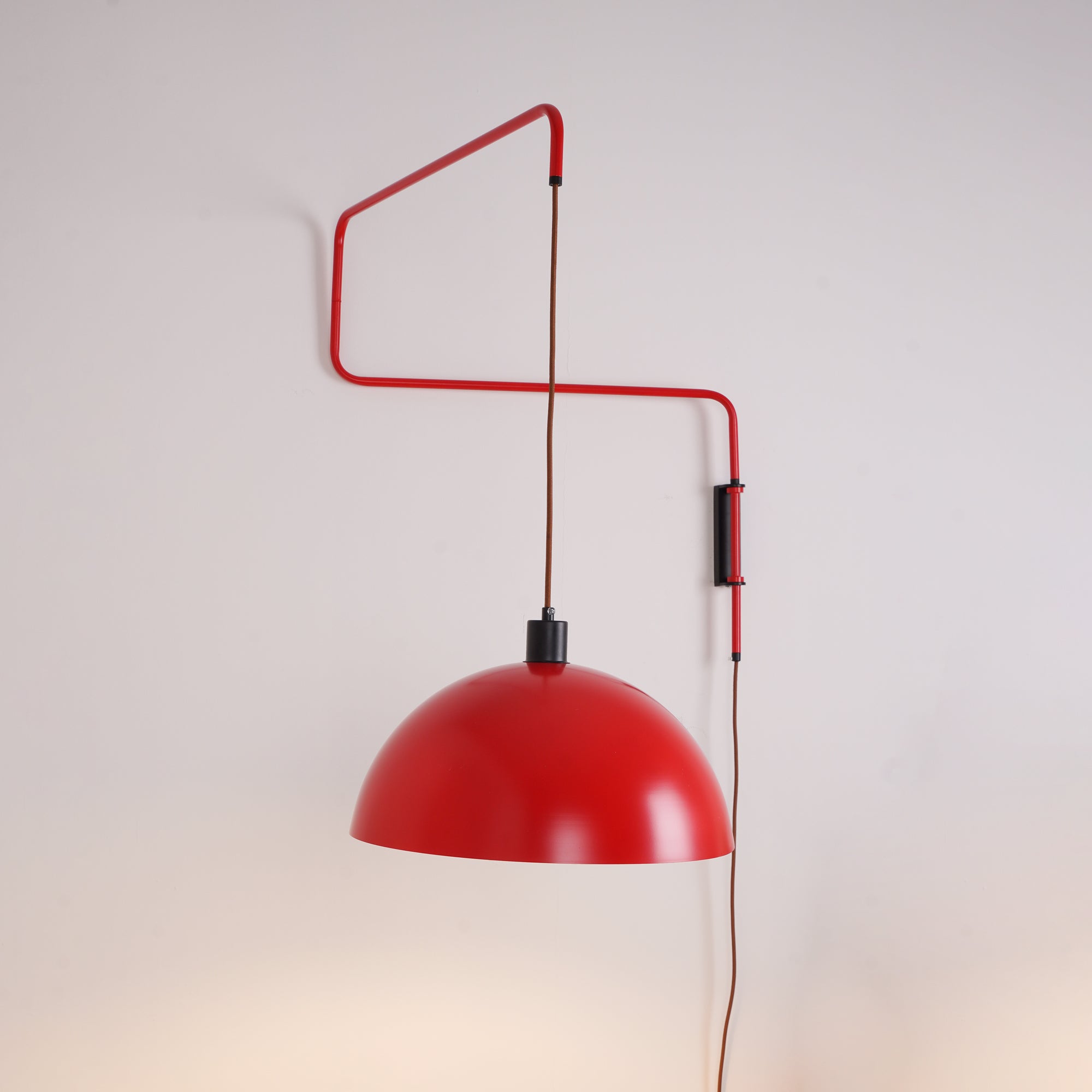 Elio Wall Lamp