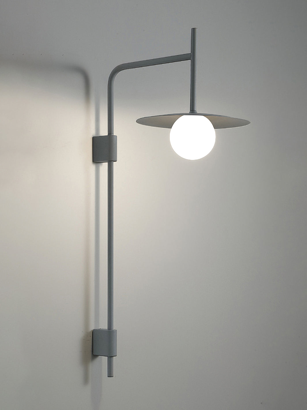 Gea Swing Arm Wall Lamp