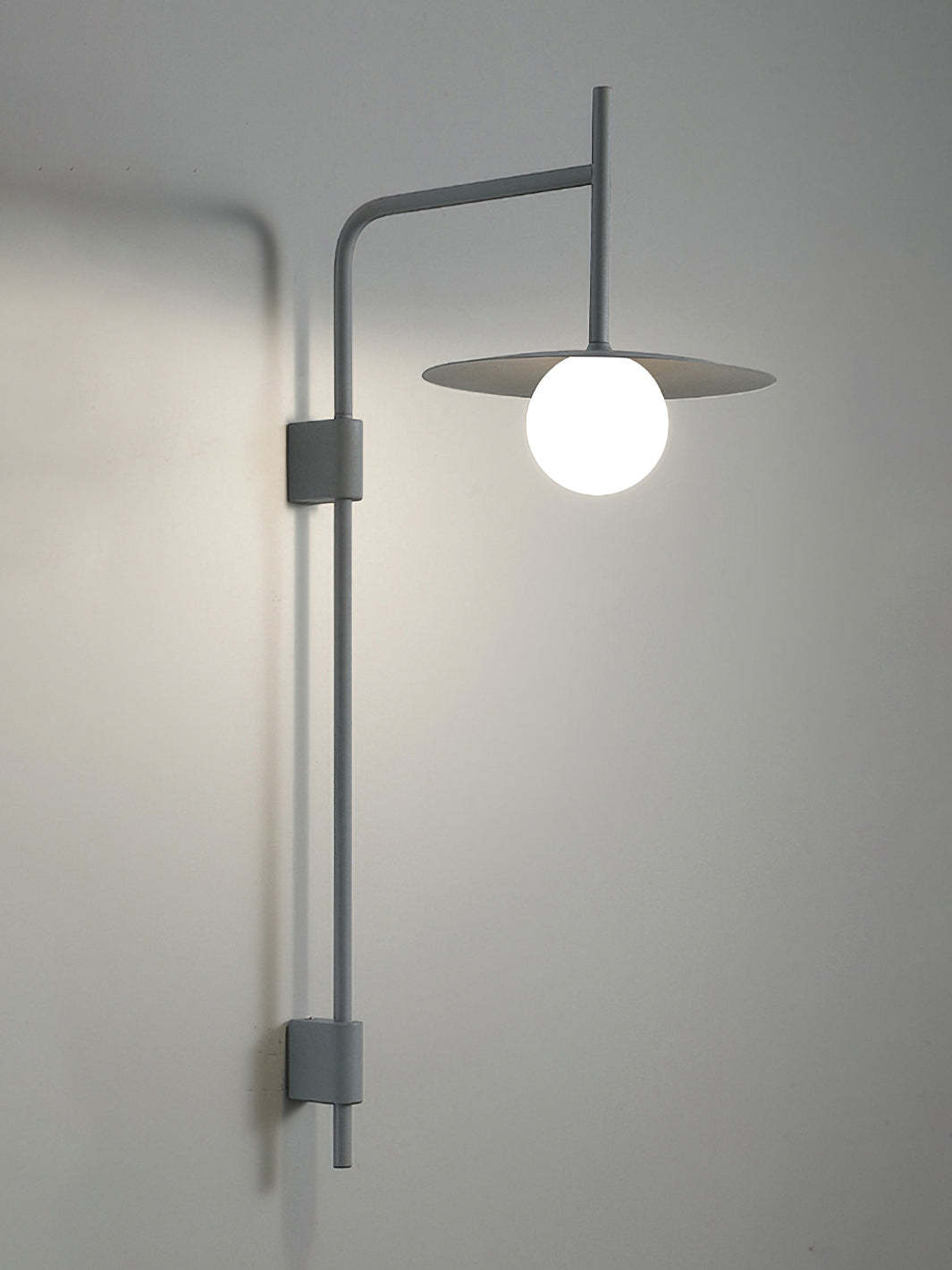 Gea Swing Arm Wall Lamp
