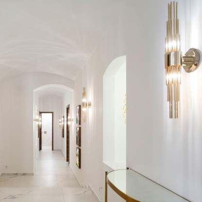Gold Streamline Wall Lamp