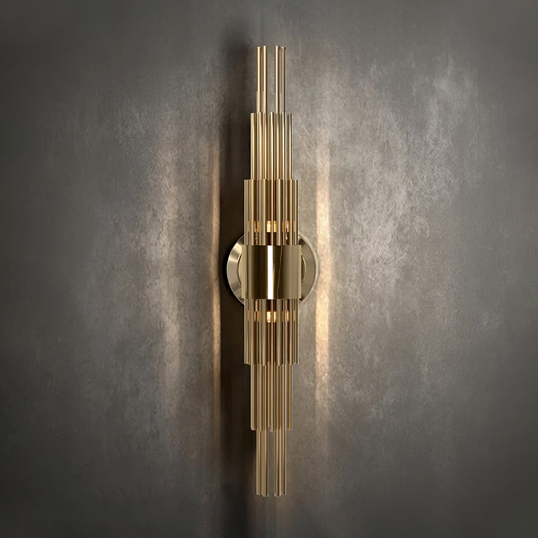 Gold Streamline Wall Lamp