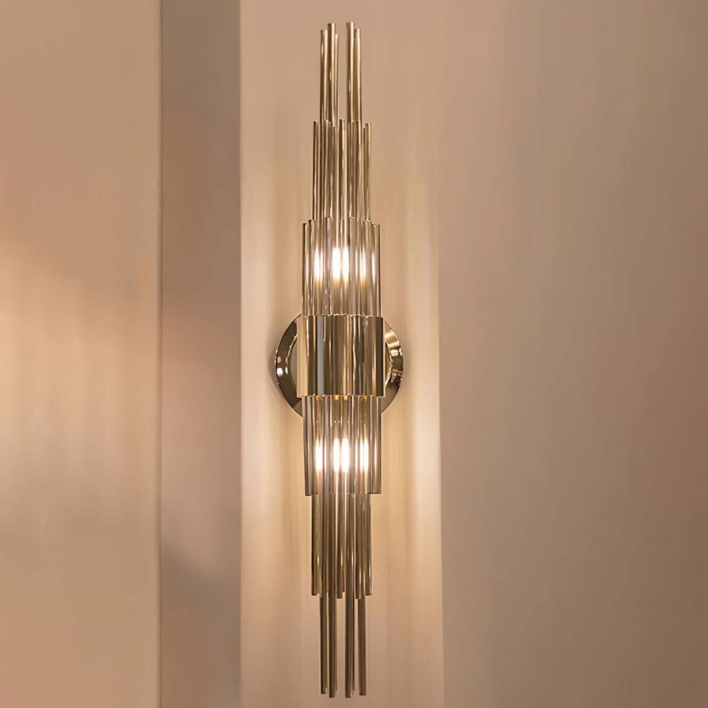 Gold Streamline Wall Lamp