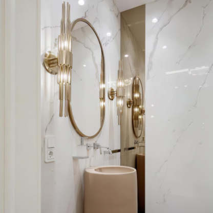 Gold Streamline Wall Lamp