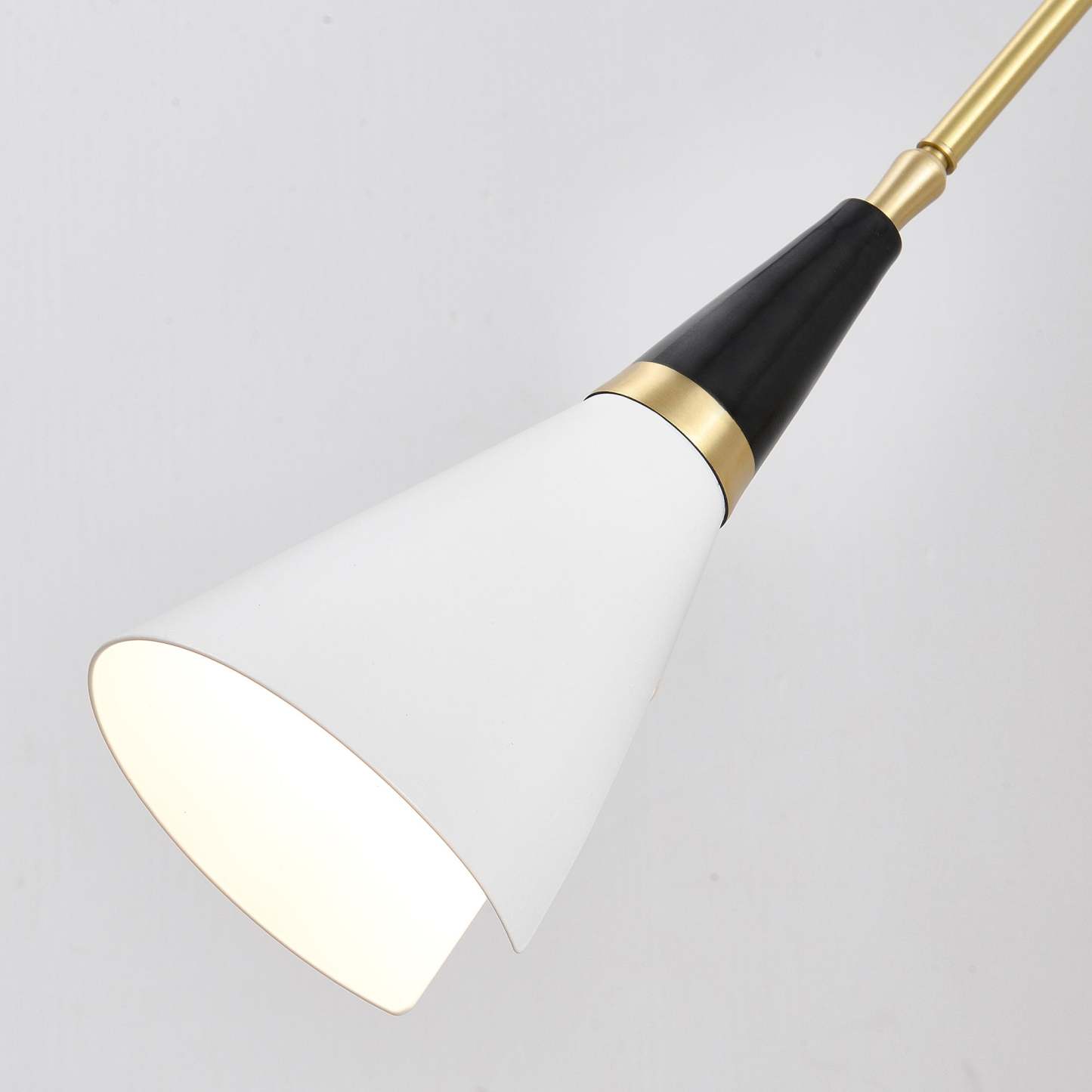 Magari Wall Lamp
