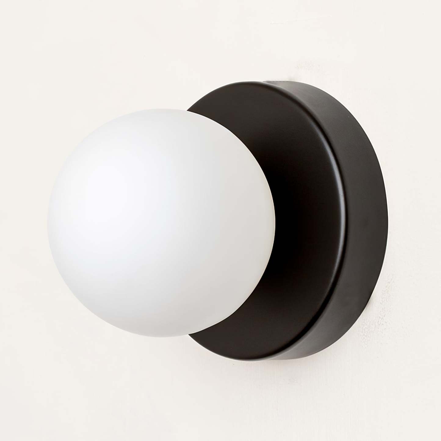Nuvol Wall Lamp