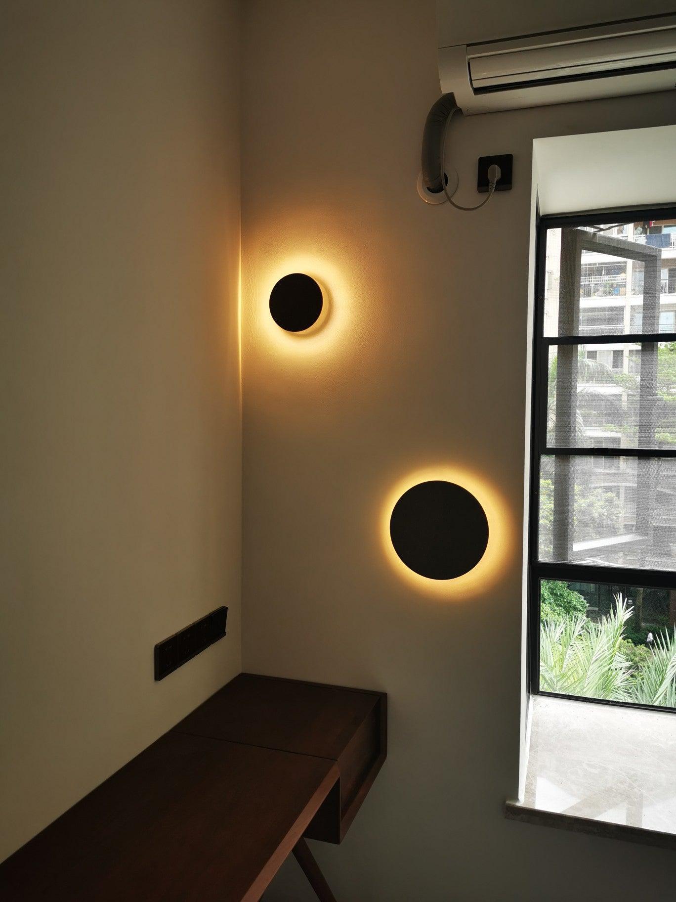 Pin Wall Lamp - Vakkerlight