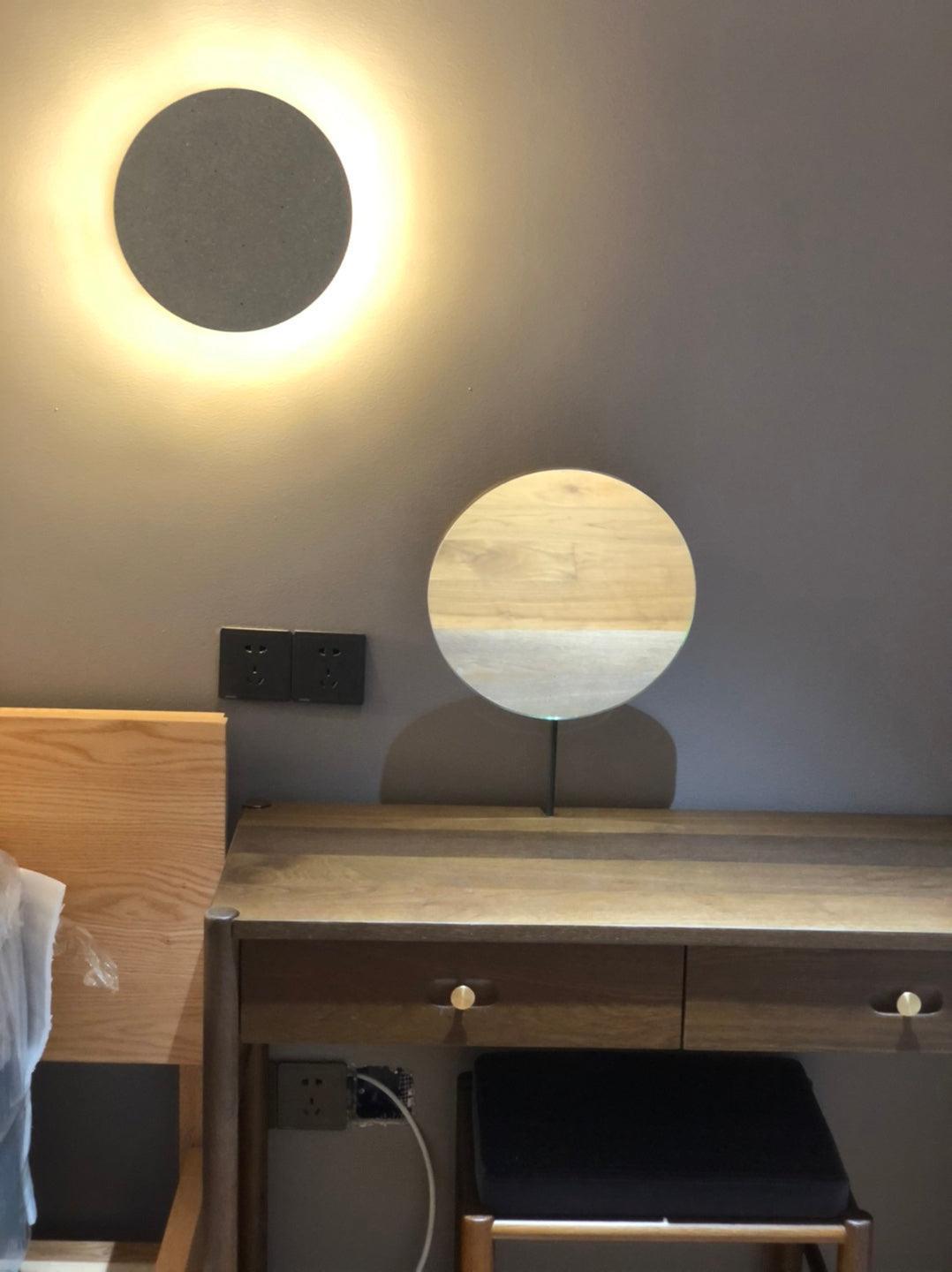 Pin Wall Lamp - Vakkerlight