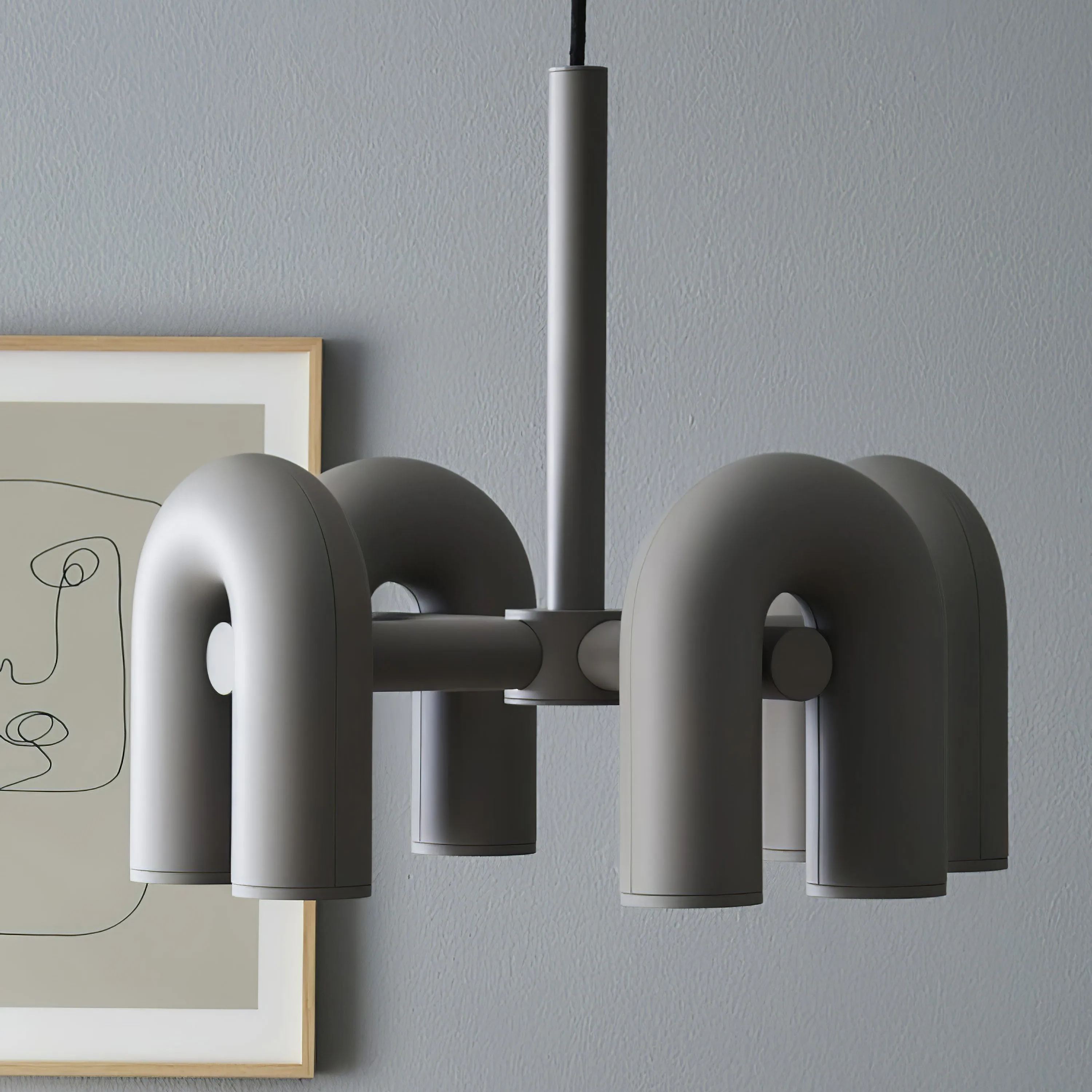 Modern Style Cirkus Chandelier