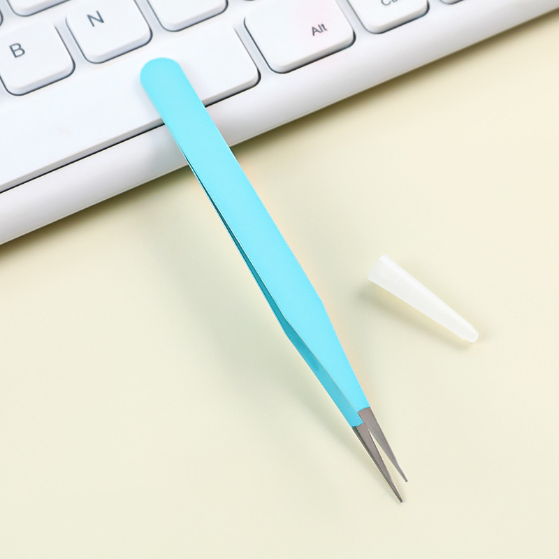 (Tweezer) FREE with every order