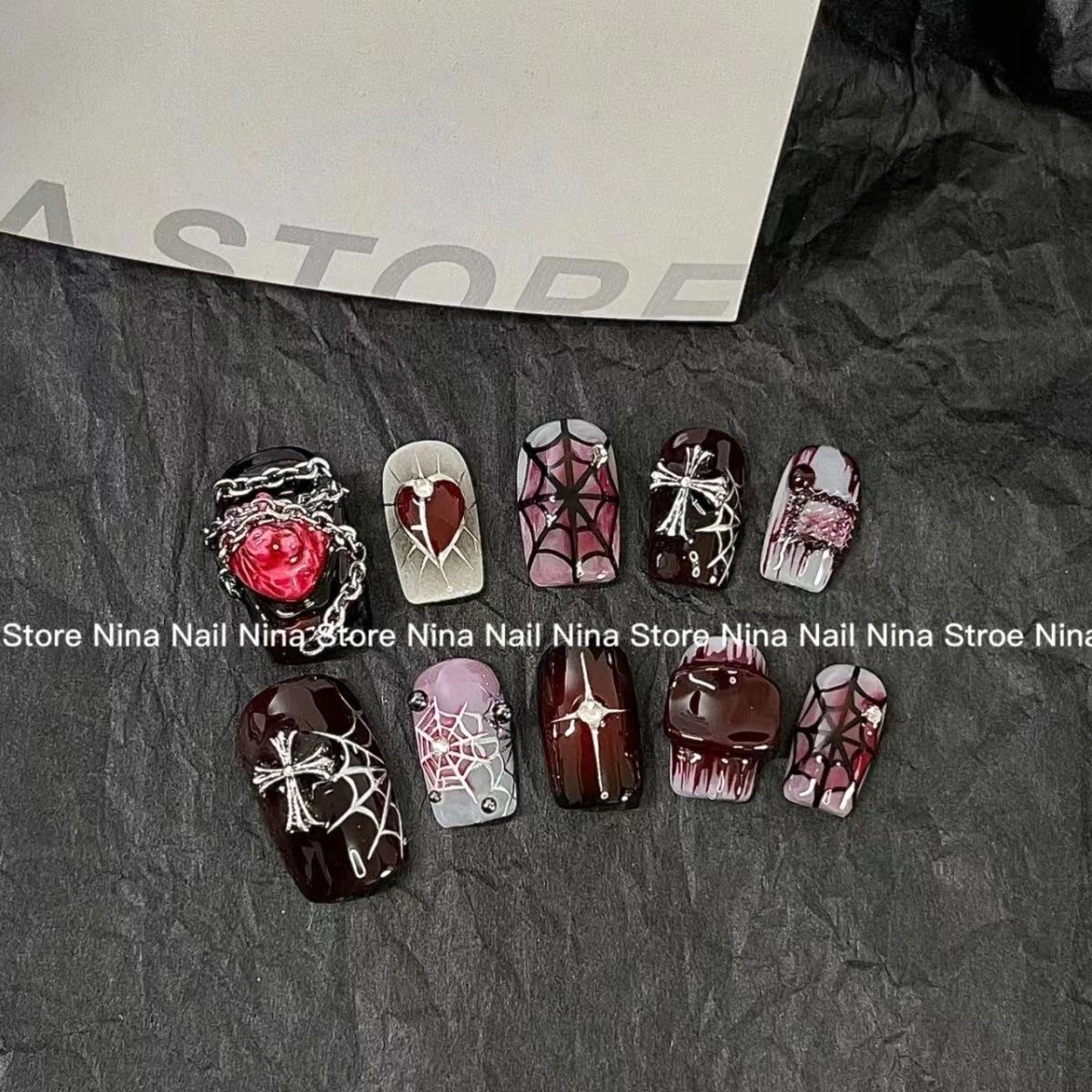 Spider-Web Heart Press-On Nails - Gothic Red & Black 3D Nail