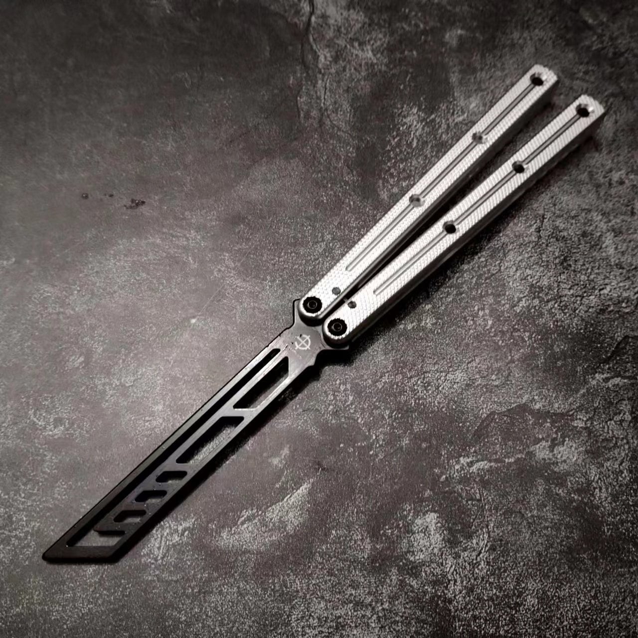 Baliplus Krake Raken (Kraken) V3 Balisong Trainer Clone-kolisong