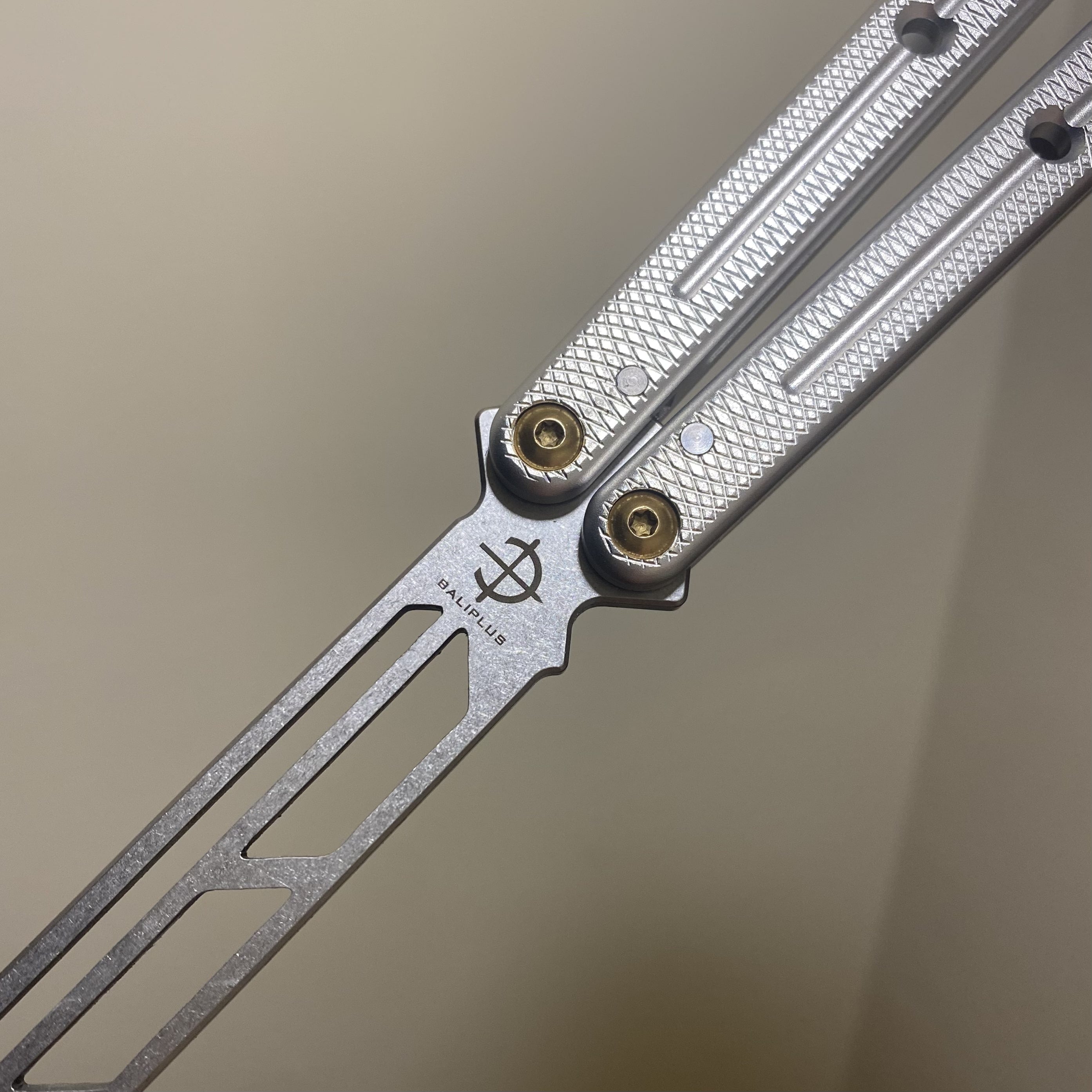 Baliplus Krake Raken (Kraken) V3 Balisong Trainer Clone